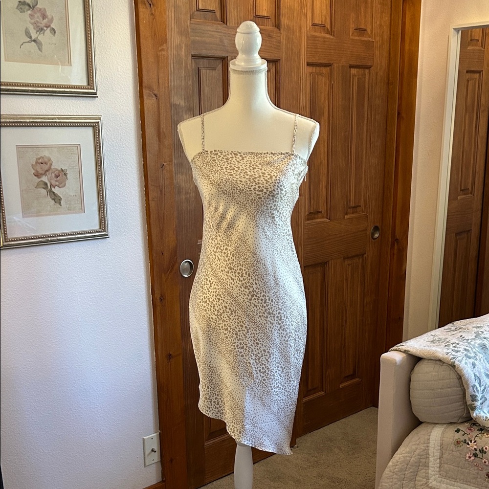 Elegant Cream Leopard Print Slip Dress